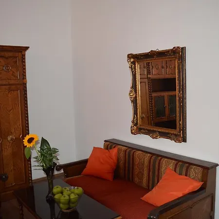 Flower Apartment Budapest