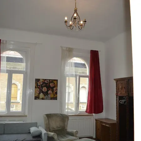 Flower Apartment